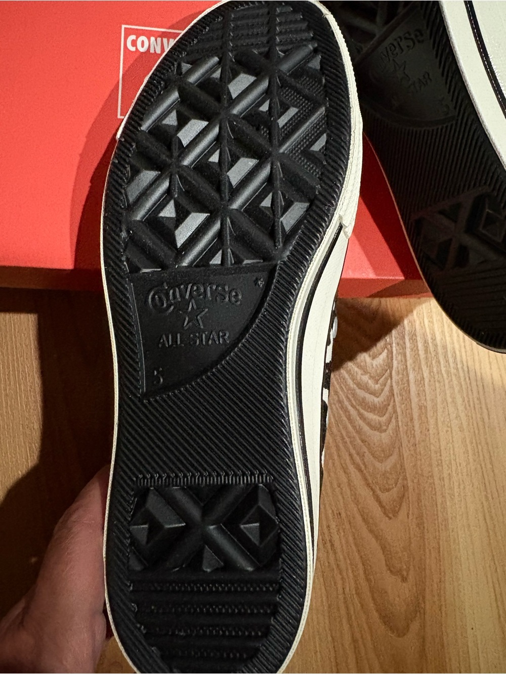 Converse Chuck 70 Hi Leopard Remix Black & White – Women’s 7 / Men’s 5 – NWT - Picture 7 of 12
